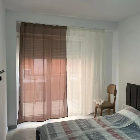 Jozef Rana E Hedhun Apartmán Shëngjin